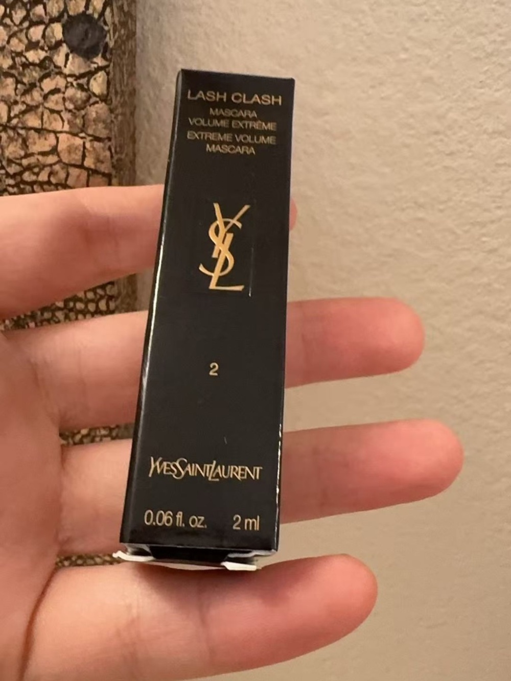 Yves Saint Laurent YSL Lash Clash Extreme Volume Mascara in 2 Uninhibited Brown